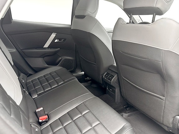 Citroen C4 13 of 16