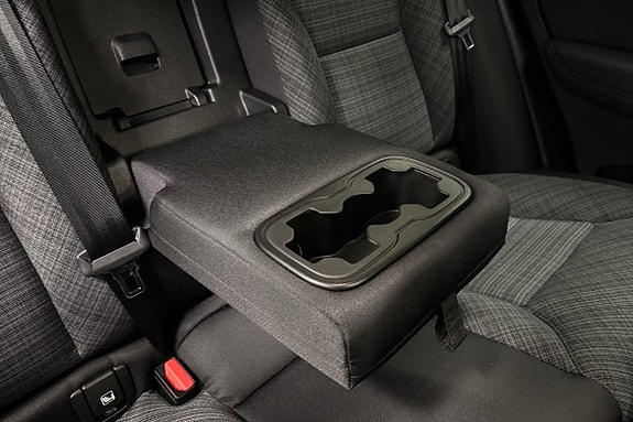 Volvo XC60 16 of 27