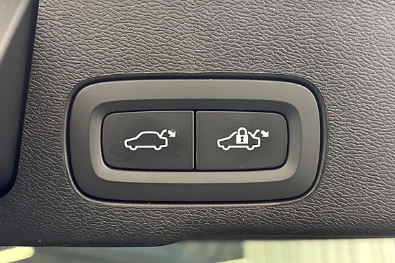 Volvo XC60 18 of 27