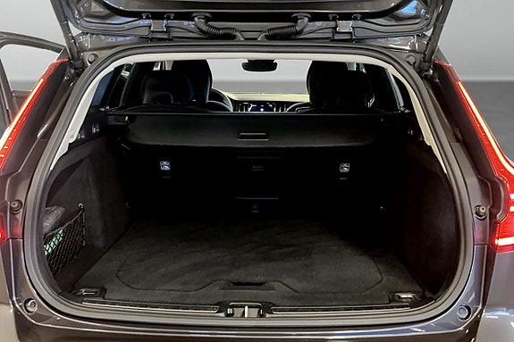 Volvo V60 9 of 9