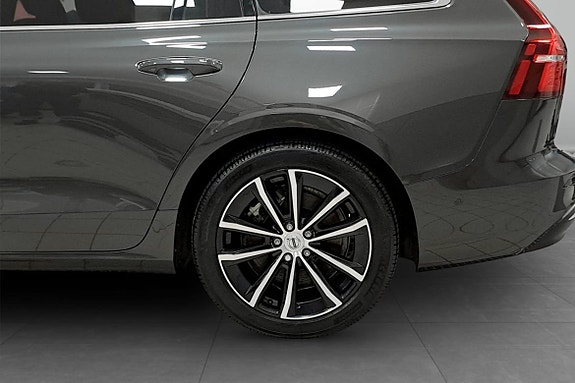 Volvo V60 13 of 18