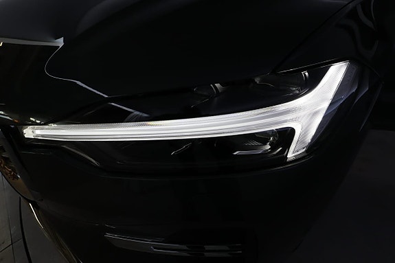 Volvo XC60 10 of 30