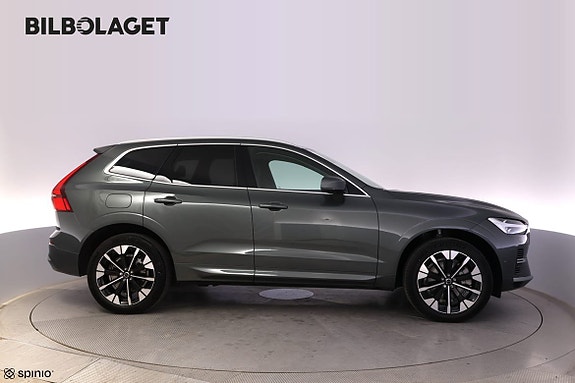 Volvo XC60 5 of 30