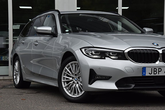BMW 320d 4 of 25