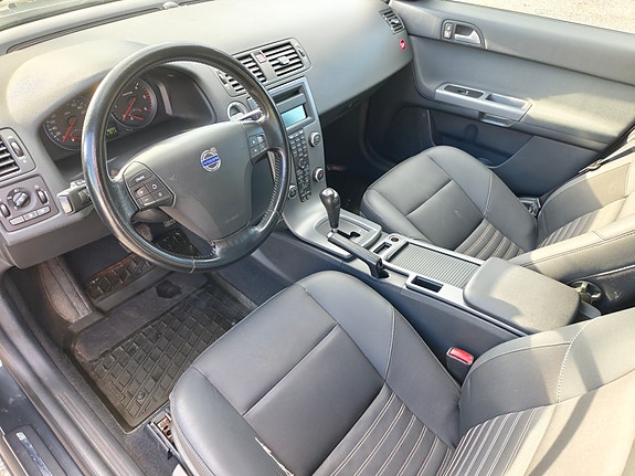 Volvo V50 5 of 10