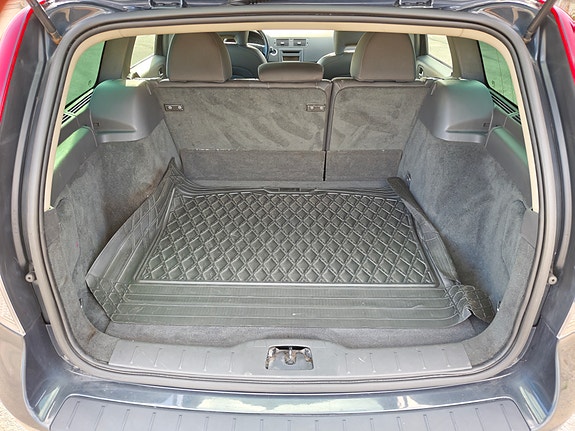 Volvo V50 9 of 10
