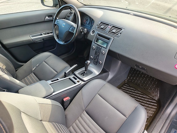 Volvo V50 7 of 10