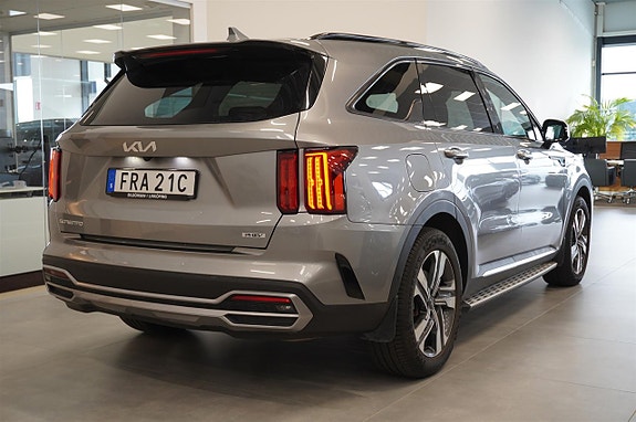 Kia Sorento 11 of 11