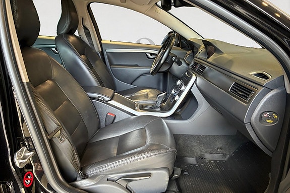 Volvo XC70 15 of 17