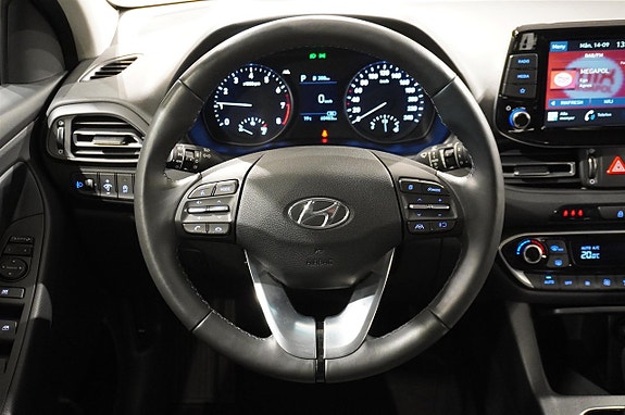 Hyundai i30 13 of 14