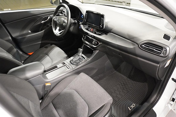 Hyundai i30 11 of 14