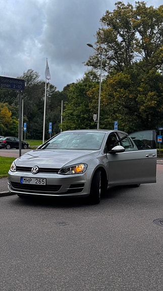Volkswagen Golf VII 5 of 5