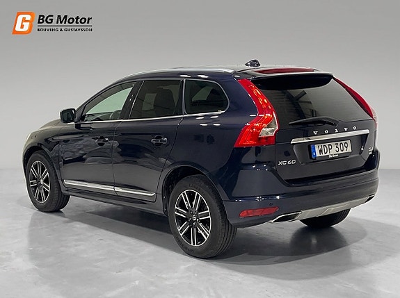 Volvo XC60 5 of 21