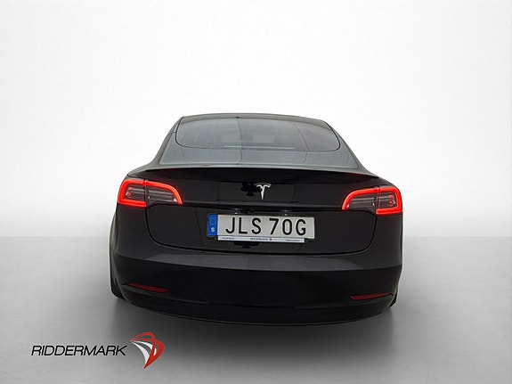 Tesla Model 3 8 of 30