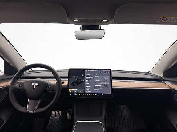 Tesla Model 3 12 of 30