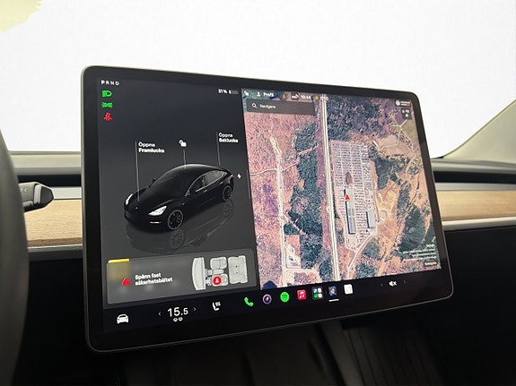Tesla Model 3 20 of 30