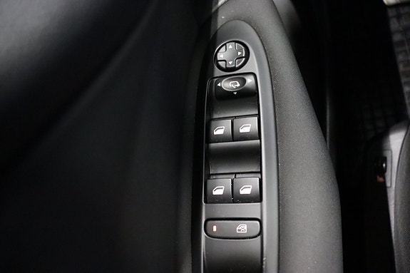 Citroen C4 17 of 24