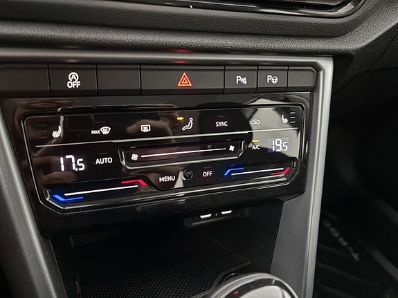 Volkswagen T-Roc 9 of 22