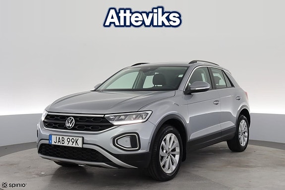Volkswagen T-Roc 12 of 22