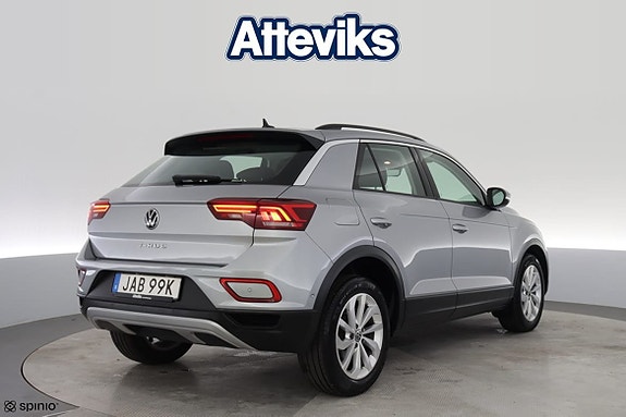 Volkswagen T-Roc 3 of 22