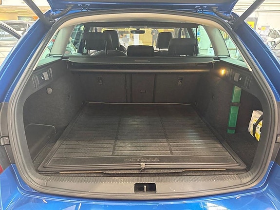 Skoda Octavia 14 of 15