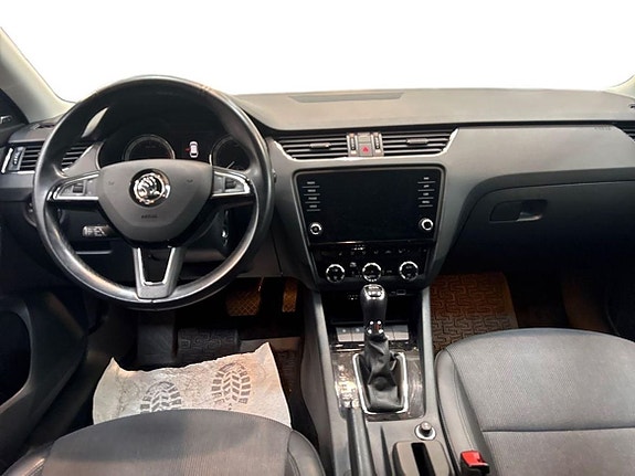 Skoda Octavia 11 of 15