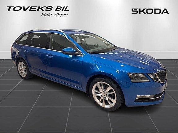 Skoda Octavia 2 of 15