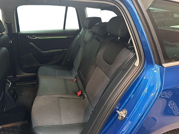 Skoda Octavia 13 of 15