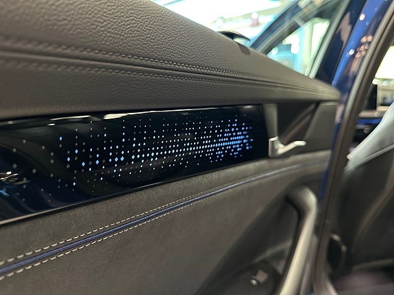 Volkswagen Passat 17 of 20