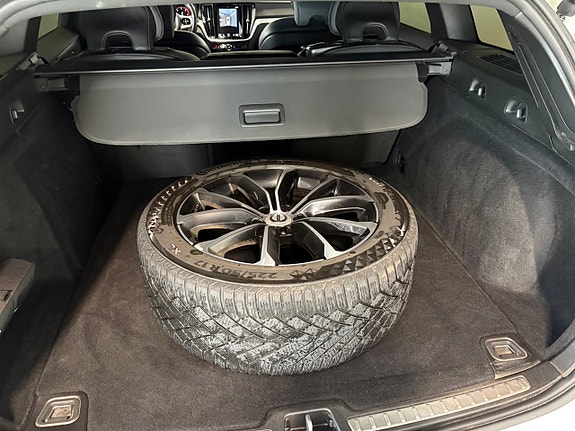 Volvo V60 27 of 28