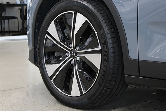 Polestar 2 12 of 28