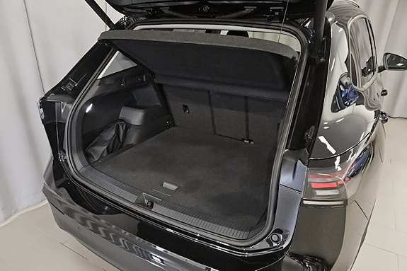 Volkswagen Tiguan 10 of 12