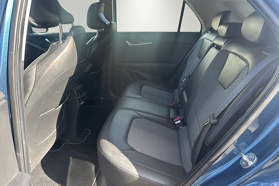 Kia Niro 9 of 17