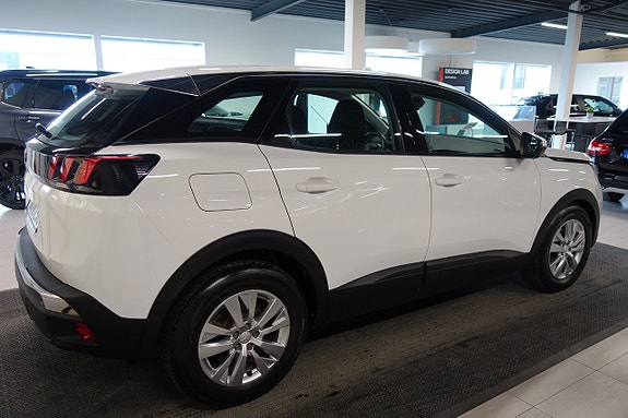 Peugeot 3008 4 of 6
