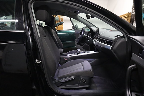 Audi A4 11 of 20