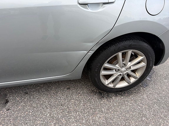 Toyota Auris 16 of 19