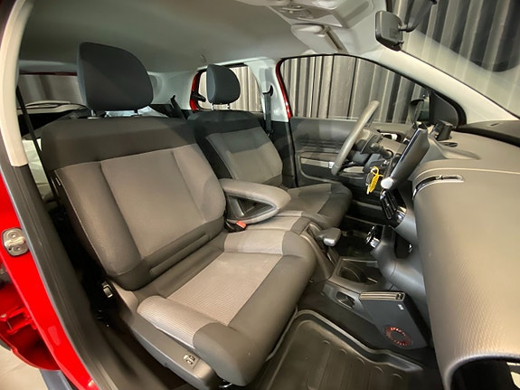 Citroen C4 Cactus 8 of 30