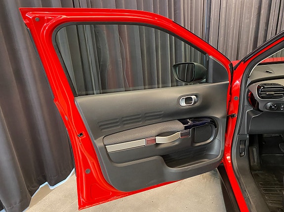 Citroen C4 Cactus 27 of 30