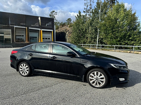 Kia Optima 2 of 6
