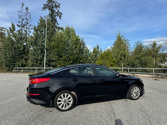 Kia Optima 3 of 6