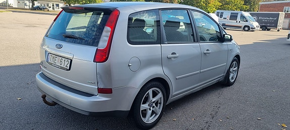 Ford Focus C-MAX 2 of 8
