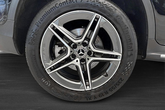 Mercedes-Benz GLC300 de 11 of 15