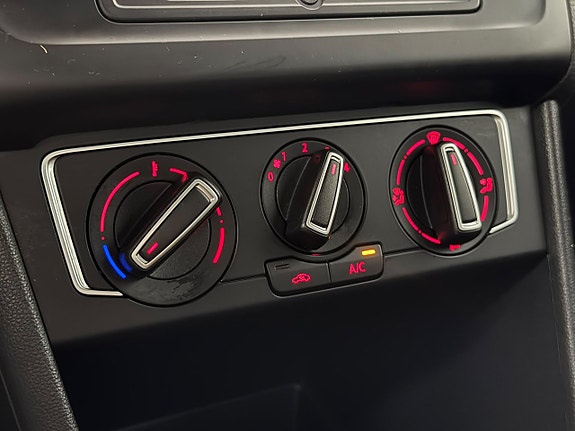 Volkswagen Polo 15 of 20