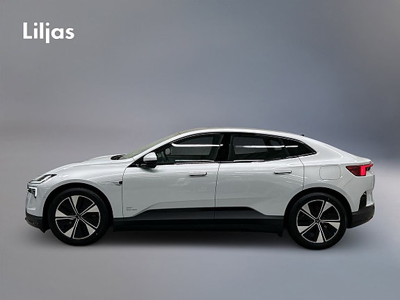 Polestar 4 2 of 11