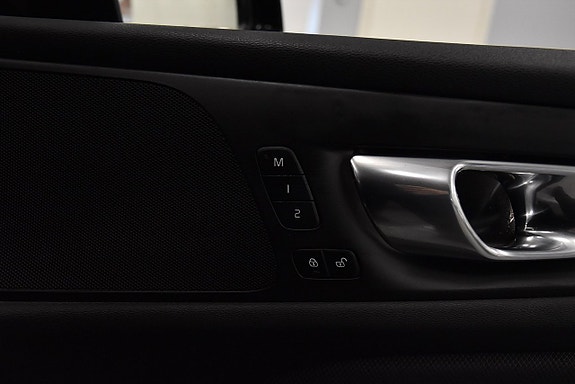 Volvo S60 17 of 30