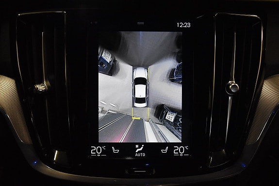 Volvo S60 19 of 30