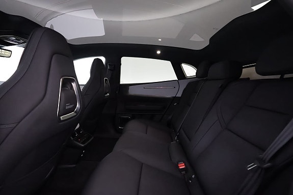 Polestar 4 12 of 18