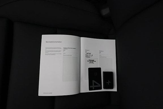 Polestar 4 17 of 18