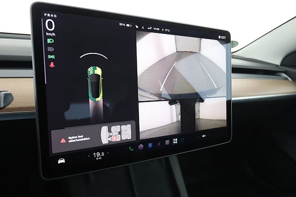 Tesla Model 3 22 of 30