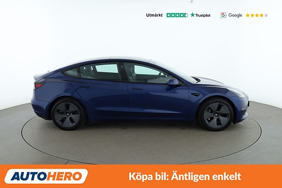 Tesla Model 3 7 of 30